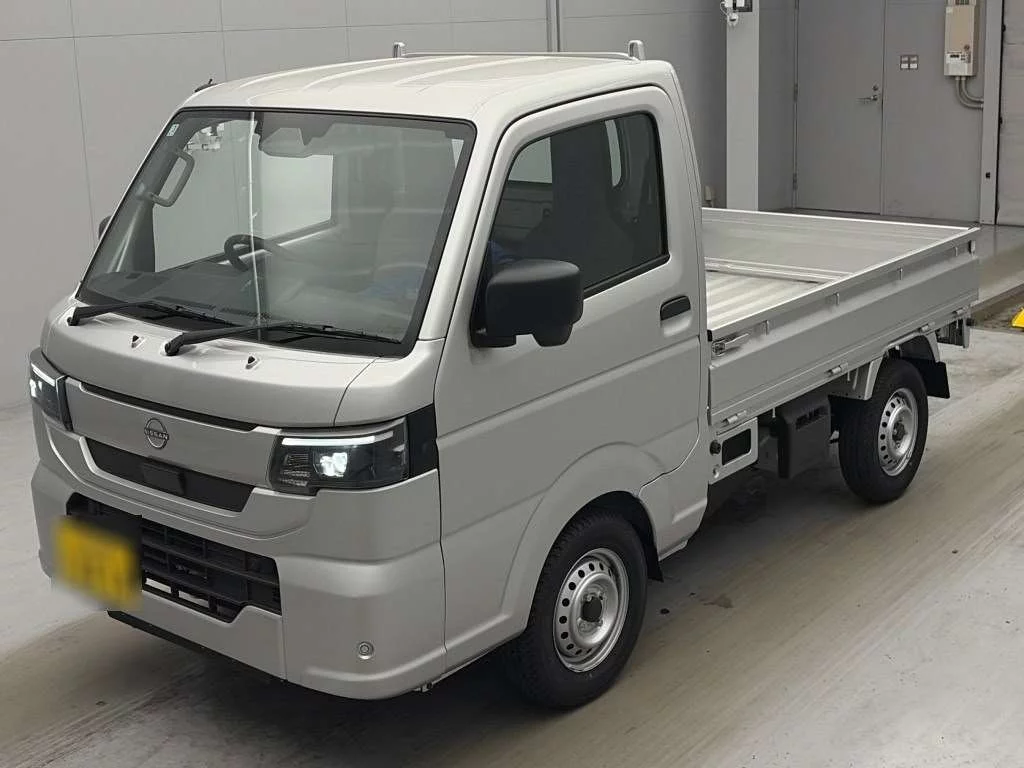 Nissan NT100 Clipper DR16T 2026